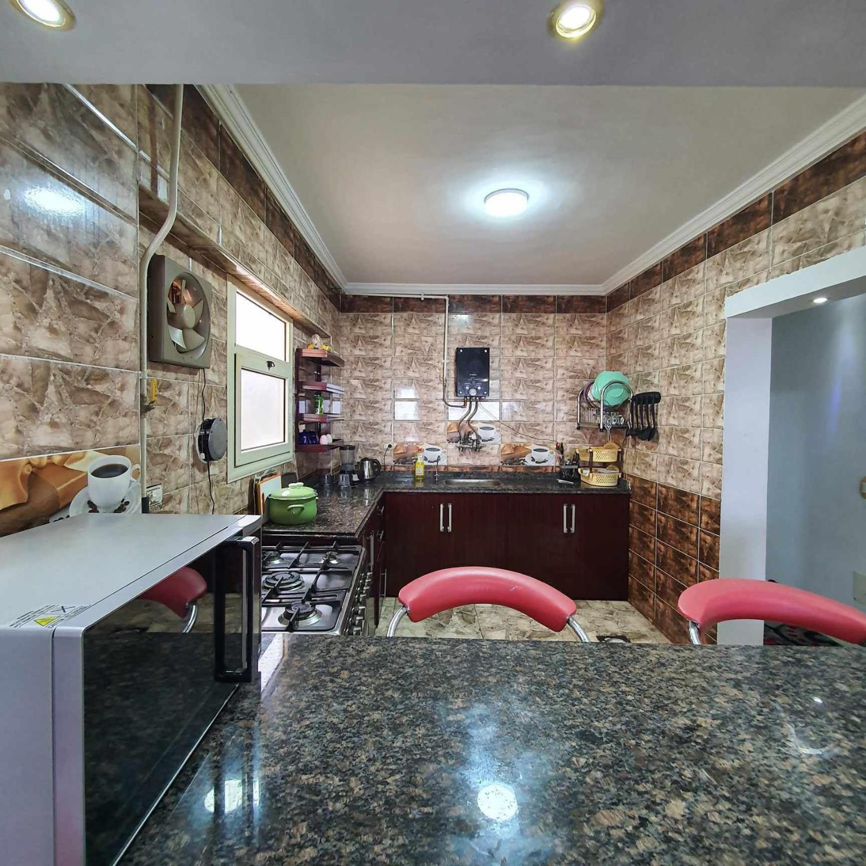 Sea And Montaza Palace View 2 Bedrooms Alexandria,2 Full Bathrooms, With 2 Ac And 1 Stand Fan, Free Wifi , Available Year Days With 3 Heavy Blankets