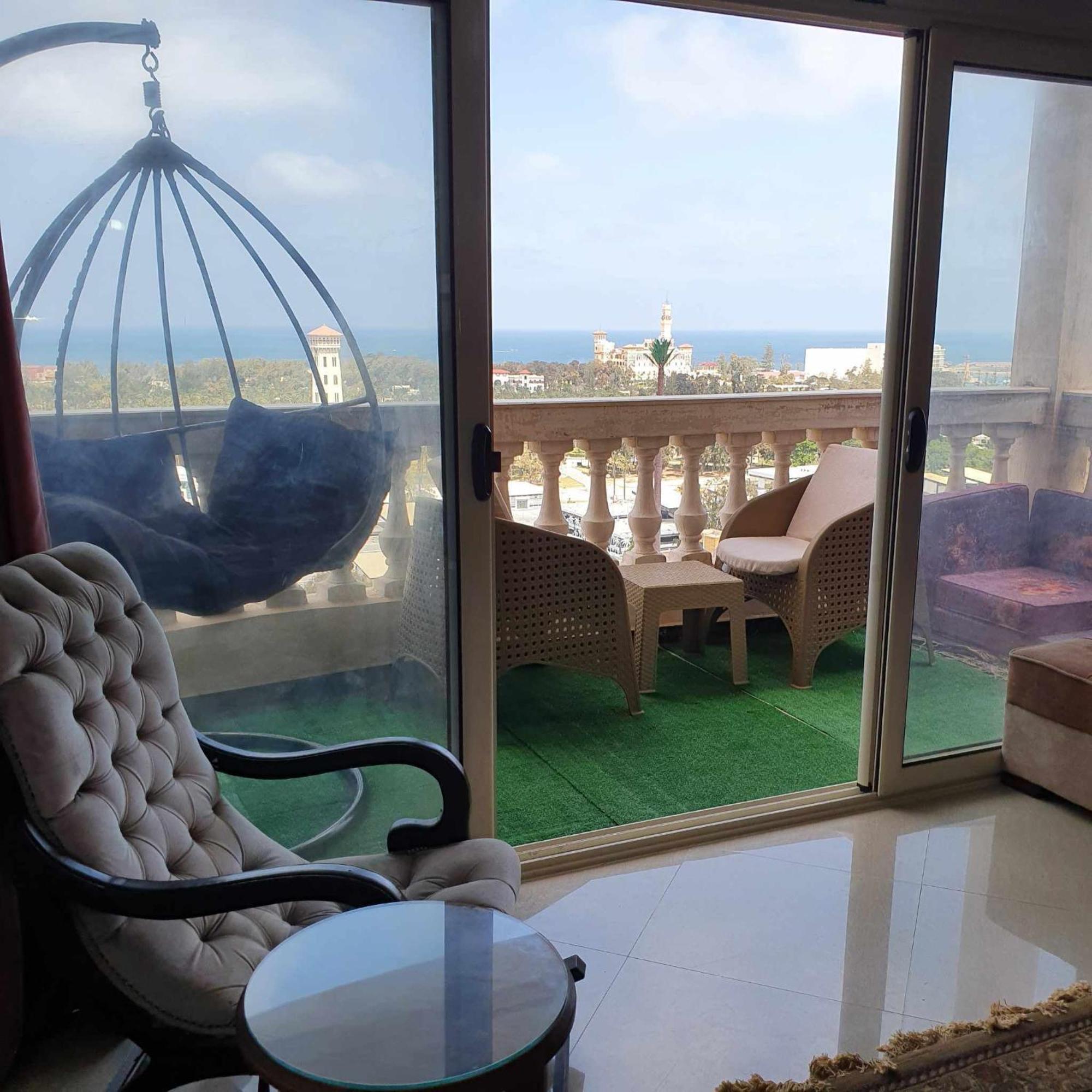 Sea And Montaza Palace View 2 Bedrooms Alexandria,2 Full Bathrooms, With 2 Ac And 1 Stand Fan, Free Wifi , Available Year Days With 3 Heavy Blankets Apartment *